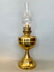Mässingsfotogenlampa på fot 14'''