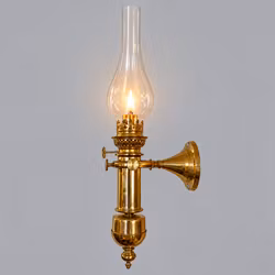 Italiensk kardanupphängd väggfotogenlampa i mässing 10'''
