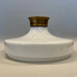 348 mm (350) - Kragskärm opalvit med mässingskrage (äldre)