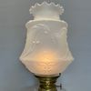 Svart piedestalfotogenlampa med kupa 14'''