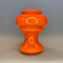 Retromodell orange lampkupa med hål Ø 62 mm (äldre)