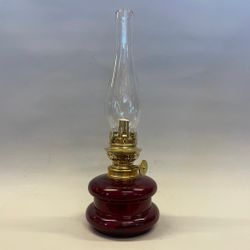 Vinröd fotogenlampa i glas 6'''