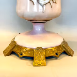 Rosa antik fotogenlampa cirka 1870/1880-tal 14'''