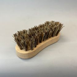 Rotfruktsborste liten