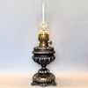 Silverfärgad urnfotogenlampa 20'''