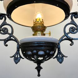 Takfotogenlampa tvåarmad i svart järn 10'''