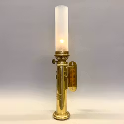 Sørensen mässingsfotogenlampa för vägg 6'''