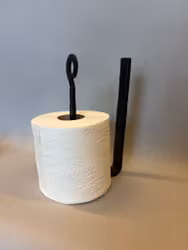 WC-pappershållare i järnsmide