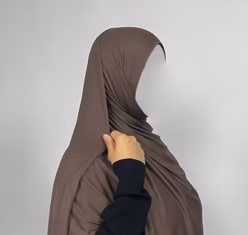 –TÄCKA– | Brungrön Premiumhijab i Jersey