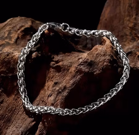 Armband i titanstål