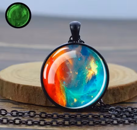 Halsband universum