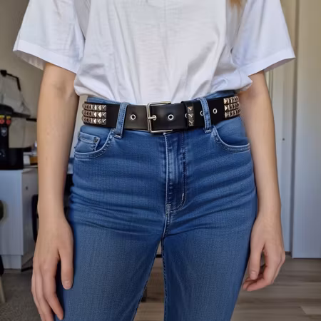 Skärp punk pyramidnitar