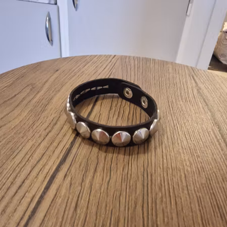 Punkarmband svart/silver