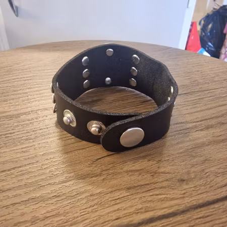Armband punk döskalle