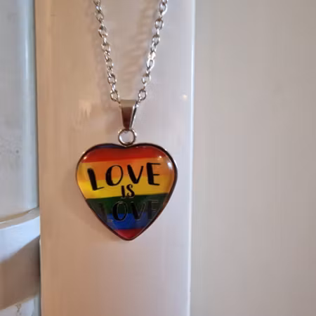 Halsband love