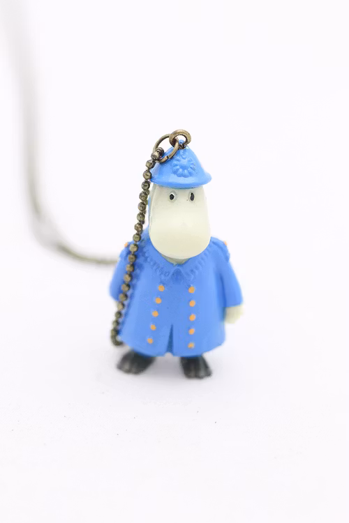 Mumin-hängen, på kedja