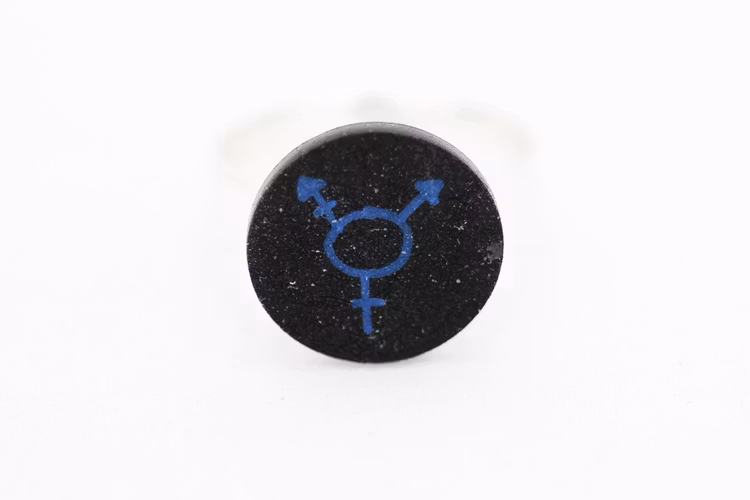 Trans, ring