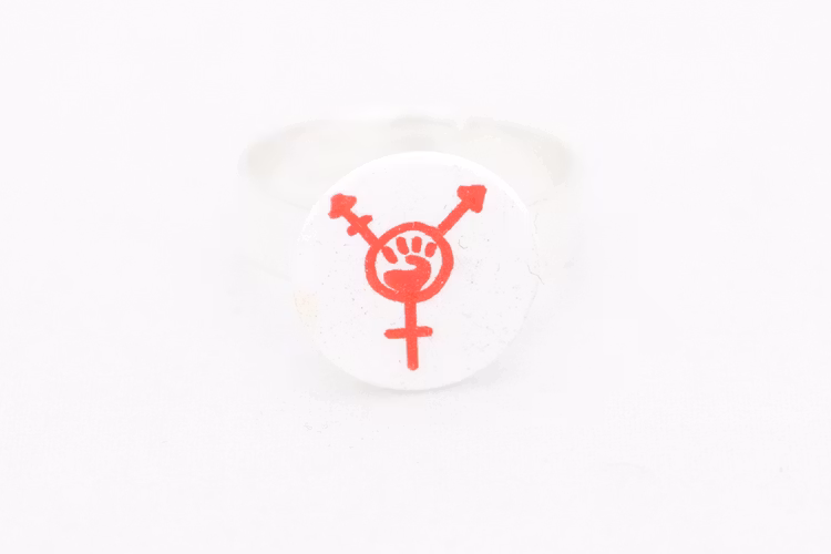 Trans, ring