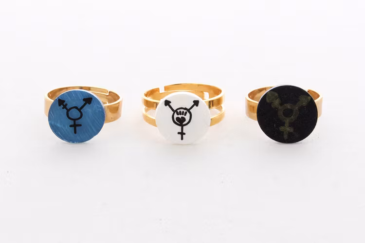 Trans, ring