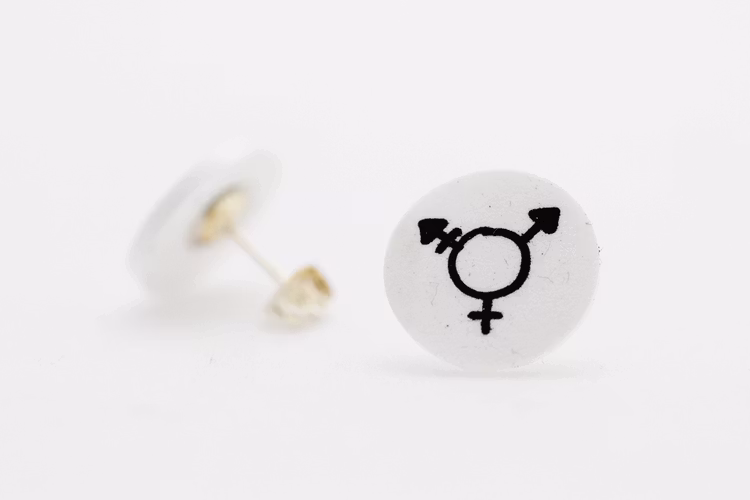 Trans, örstickare