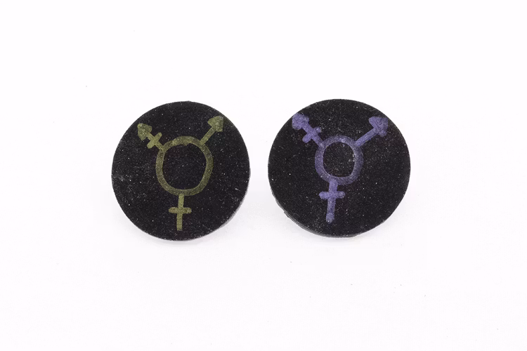 Trans, örstickare
