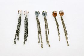 Feminist, kragbroscher med tassels