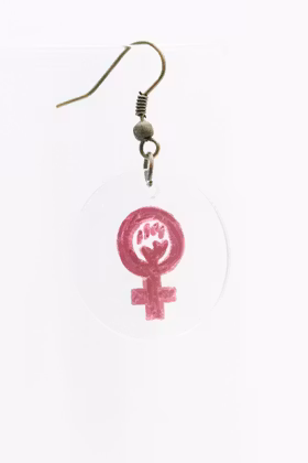 Feminist, örhänge