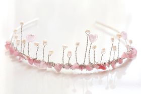 Tiara i rosa och vitt