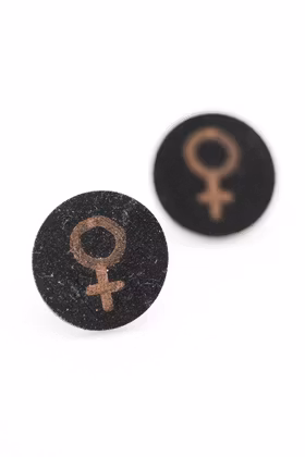 Bronsfärgade och svarta örstickare, feminist