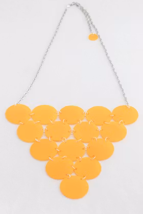 Gul triangel, halsband