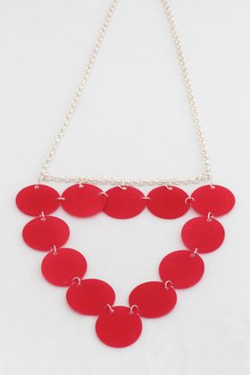 Rosa triangel, halsband