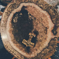 Vintage Hänge - Torshammare Mjölner i Mässing