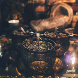 Cauldron Häxkittel - rituellt ljus