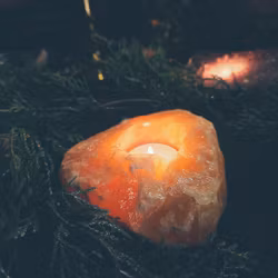 Ljuslykta i Orange Kalcit