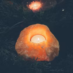 Ljuslykta i Orange Kalcit