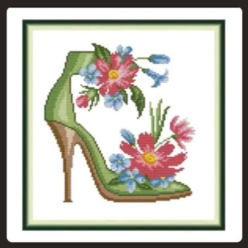 Korsstygn, Fashion Heels Green