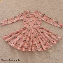 Snurrklänning, Kaniner på väg