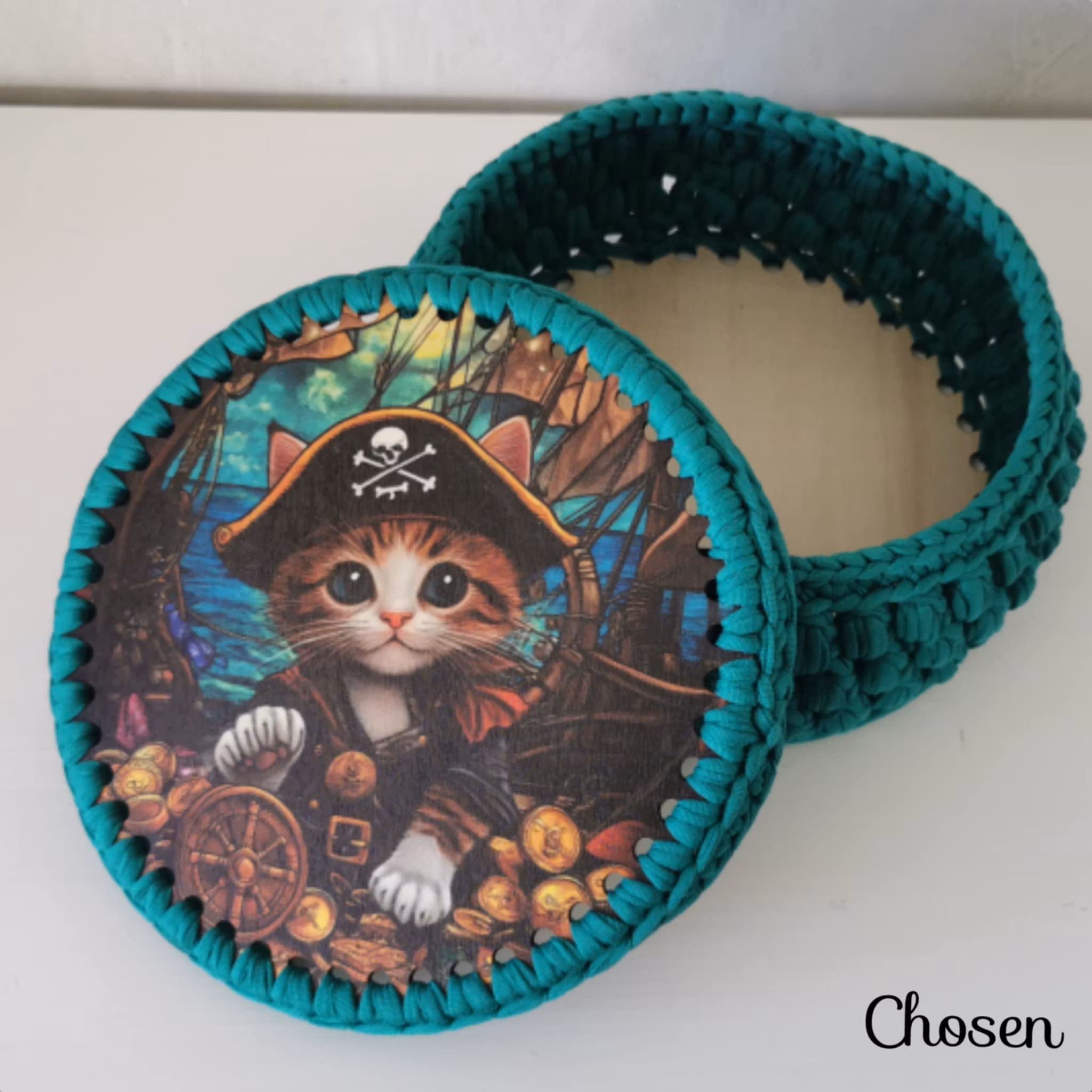 Korg, Piratkatten, Smaragd