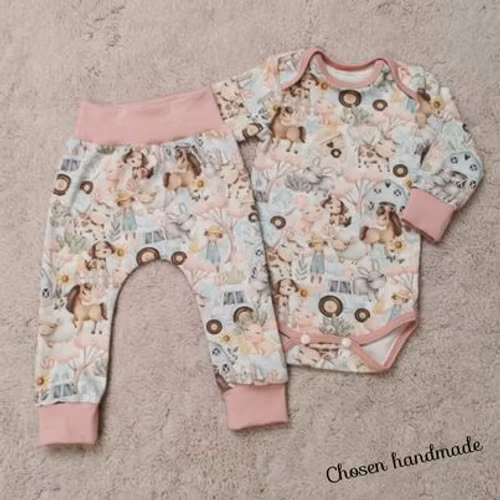 Set Baby, Farmen rosa