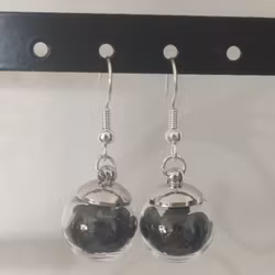 Örhängen glasglob med svart cirkelglitter