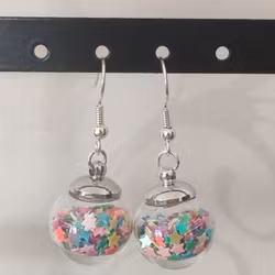 Örhängen glasglob med mixat stjärnglitter