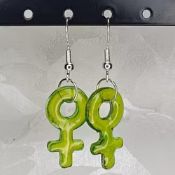 Örhängen med små kvinnosymboler i bright green