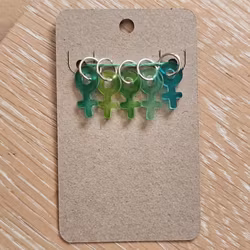 Stickmarkörer småberlocker gröna kvinnosymboler 5-pack