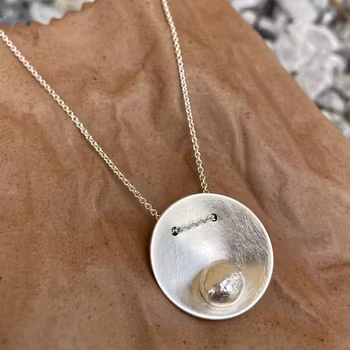 Skål med silverkula
