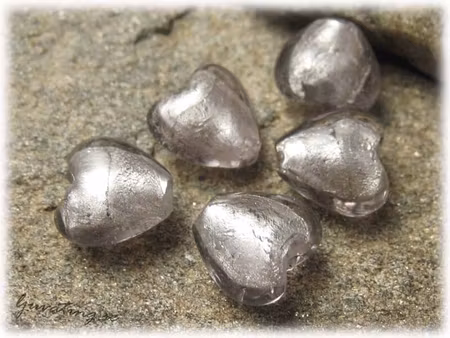 Silvergrå ljus nyans hjärta ca 12 mm