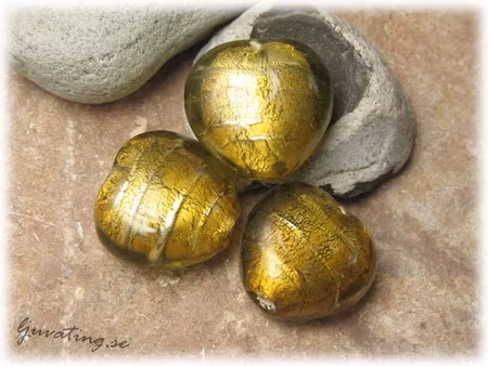 Olivgrönt guldigt hjärta ca 20 mm