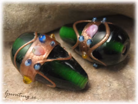 Wedding Cake Mossgrön droppe ca 22x14 mm