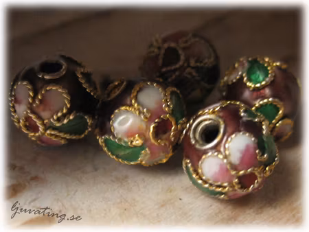 Cloisonne pärla brun rund ca 8 mm