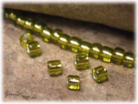 Matsuno lime silverlined 11/0