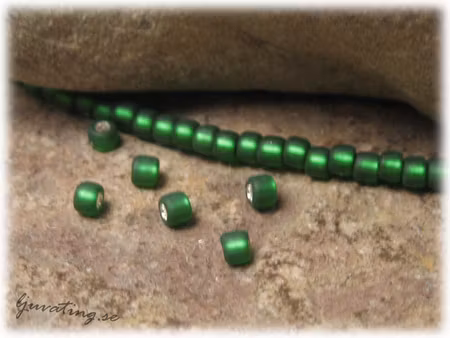 Matsuno green frostad silverlined 11/0